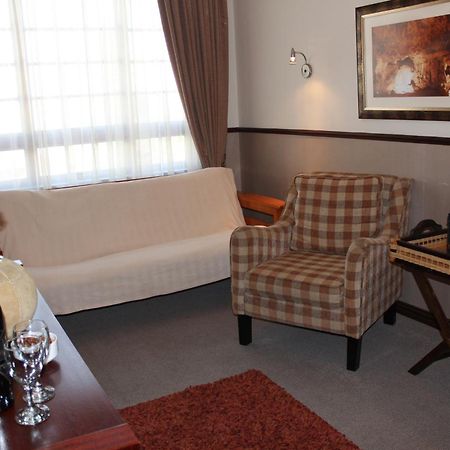 Turnberry Boutique Hotel Oudtshoorn Zimmer foto